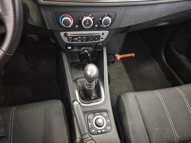 Renault mégane estate 1.2 tce expression * g-022-dp - afbeelding 2 van  15