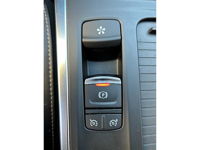 Renault mégane estate 1.2 tce limited automaat; tx-048-t - afbeelding 9 van  18