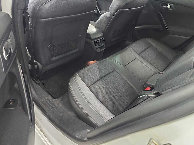Renault mégane estate 1.2 tce zen; 34-rnf-9 - afbeelding 4 van  18
