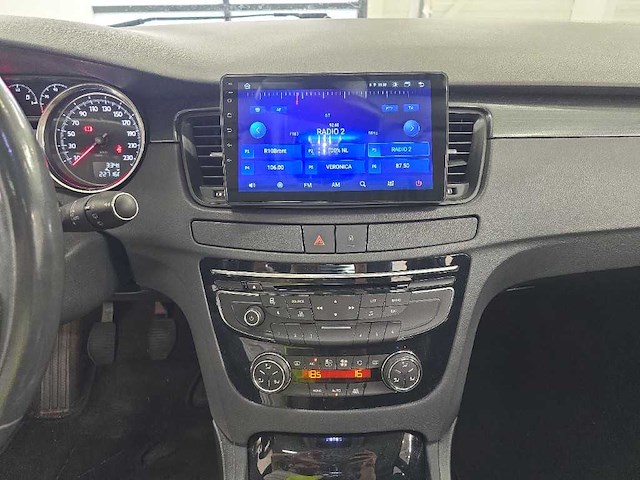 Renault mégane estate 1.2 tce zen; 34-rnf-9 - afbeelding 18 van  18