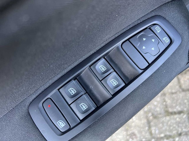 Renault mégane estate 1.3 tce 140 equilibre | t-631-dr - afbeelding 8 van  15