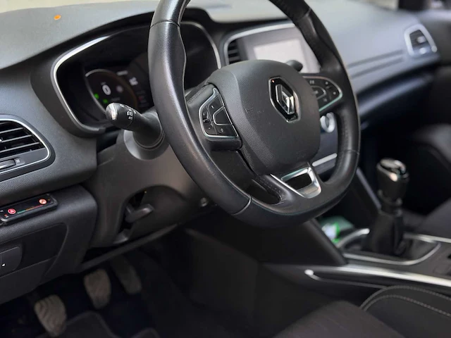Renault mégane estate 1.3 tce limited 116pk 2020 (origineel-nl + 1e eigenaar), j-866-gx - afbeelding 1 van  24