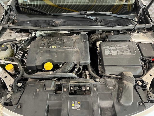 Renault mégane estate 1.4 tce bose, 96-pgr-7 - afbeelding 17 van  18