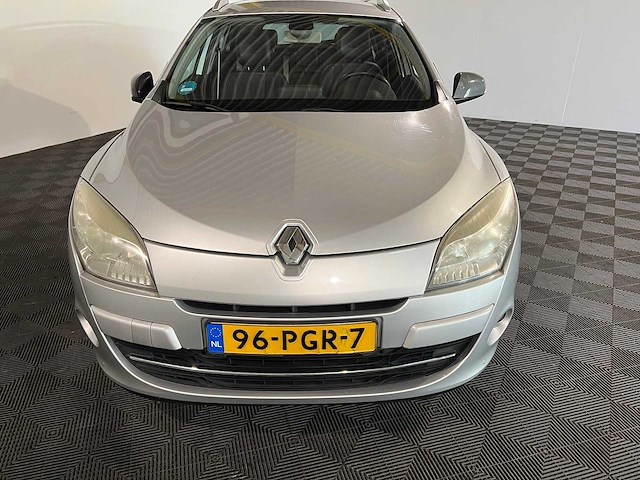 Renault mégane estate 1.4 tce bose, 96-pgr-7 - afbeelding 18 van  18