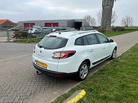 Renault mégane estate 1.4 tce dynamique, 19-phr-3 - afbeelding 9 van  16