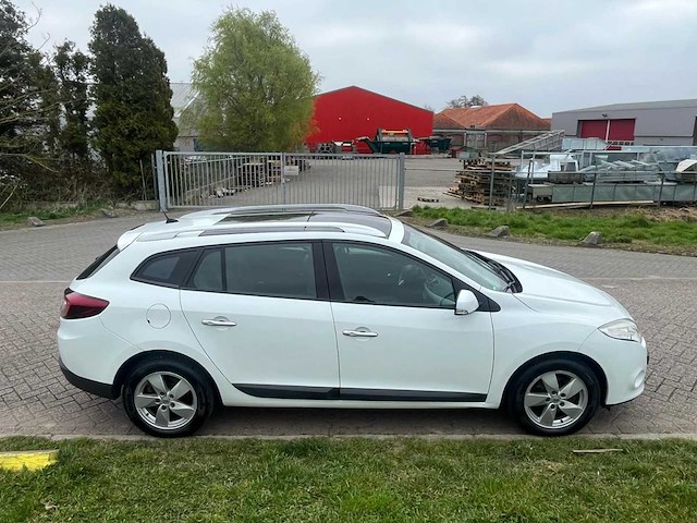 Renault mégane estate 1.4 tce dynamique, 19-phr-3 - afbeelding 15 van  16