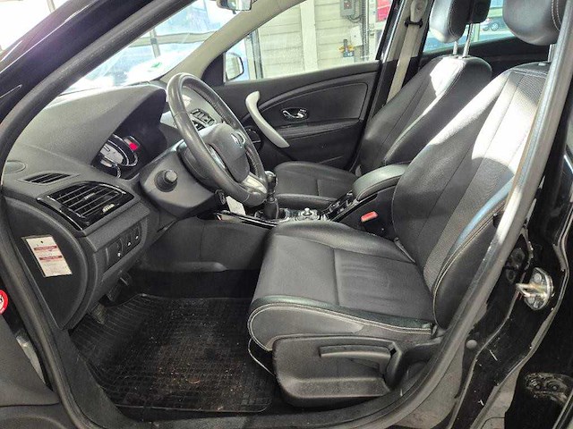 Renault mégane estate 1.5 dci bose 2012 | 75-xfp-8 - afbeelding 11 van  25