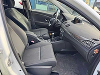 Renault mégane estate 1.5 dci expression 64-tts-8 - afbeelding 15 van  19