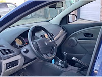 Renault mégane estate 1.6 authentique, 09-lpv-1 - afbeelding 11 van  14