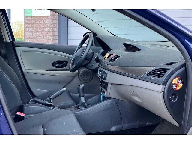 Renault mégane estate 1.6 authentique, 09-lpv-1 - afbeelding 13 van  14
