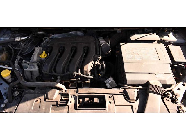 Renault mégane estate 1.6 authentique 2010 - afbeelding 10 van  21