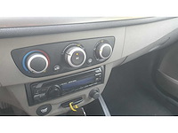 Renault mégane estate 1.6 authentique, 80-ndb-9 - afbeelding 11 van  14