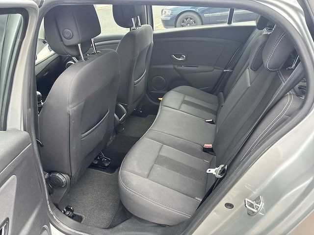 Renault mégane estate 1.6 dynamique 2010 | 92-nph-4 - afbeelding 9 van  22