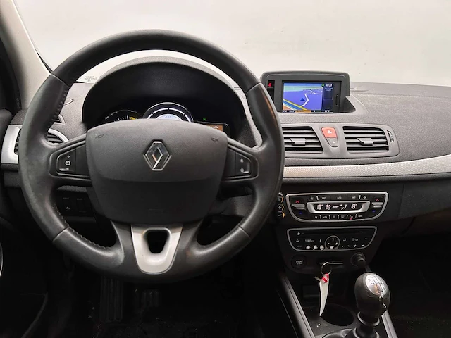 Renault mégane estate 1.6 dynamique 2011 | 83-nzx-9 - afbeelding 32 van  49