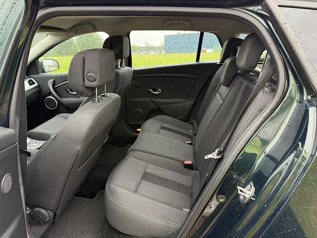 Renault mégane estate 2.0 dynamique automaat *, 89-kpv-3 - afbeelding 12 van  14