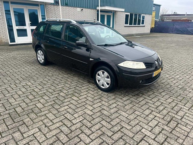 Renault mégane grand tour - 1.6-16v business l.,98-xg-xl - afbeelding 16 van  17