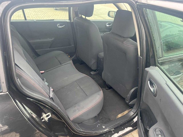 Renault mégane grand tour - 1.6-16v business l.,98-xg-xl - afbeelding 6 van  8