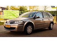 Renault mégane grand tour 1.4-16v business line 2009 - afbeelding 1 van  24