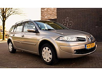Renault mégane grand tour 1.4-16v business line 2009 - afbeelding 12 van  24