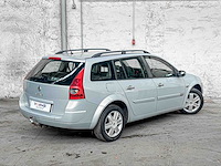 Renault mégane grand tour 2.0-16v dynam.luxe 135pk 2005, 99-rv-zb - afbeelding 22 van  36