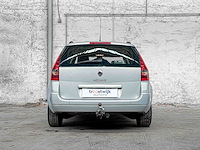 Renault mégane grand tour 2.0-16v dynam.luxe 135pk 2005, 99-rv-zb - afbeelding 6 van  36
