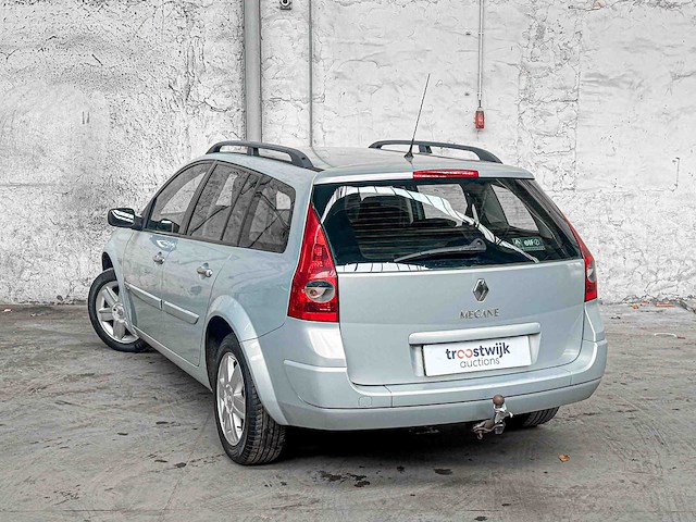 Renault mégane grand tour 2.0-16v dynam.luxe 135pk 2005, 99-rv-zb - afbeelding 10 van  36