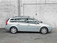 Renault mégane grand tour 2.0-16v dynam.luxe 135pk 2005, 99-rv-zb - afbeelding 12 van  21