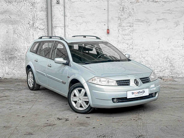 Renault mégane grand tour 2.0-16v dynam.luxe 135pk 2005, 99-rv-zb - afbeelding 8 van  21