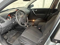 Renault mégane grand tour 2.0-16v dynam.luxe 135pk 2005, 99-rv-zb - afbeelding 15 van  36