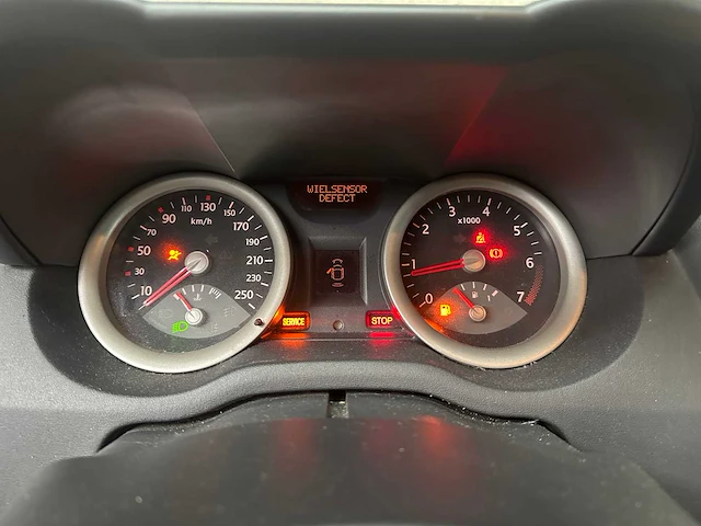 Renault mégane grand tour 2.0-16v dynam.luxe 135pk 2005, 99-rv-zb - afbeelding 17 van  36