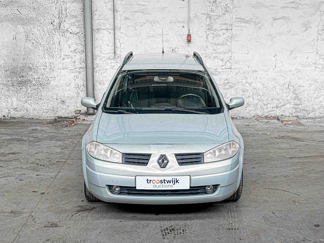 Renault mégane grand tour 2.0-16v dynam.luxe 135pk 2005, 99-rv-zb - afbeelding 33 van  36