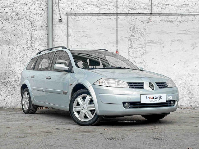 Renault mégane grand tour 2.0-16v dynam.luxe 135pk 2005, 99-rv-zb - afbeelding 34 van  36