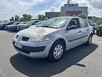 Renault megane sedan 1.6i 16v authentique confort,2004 - afbeelding 1 van  36