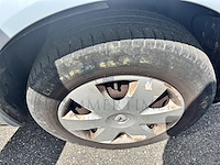 Renault megane sedan 1.6i 16v authentique confort,2004 - afbeelding 24 van  36