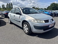 Renault megane sedan 1.6i 16v authentique confort,2004 - afbeelding 23 van  36
