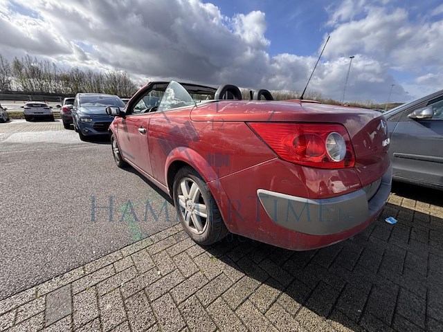 Renault megane sw 2 1 5 dci authentique confort 100 at, 2005 - afbeelding 40 van  42