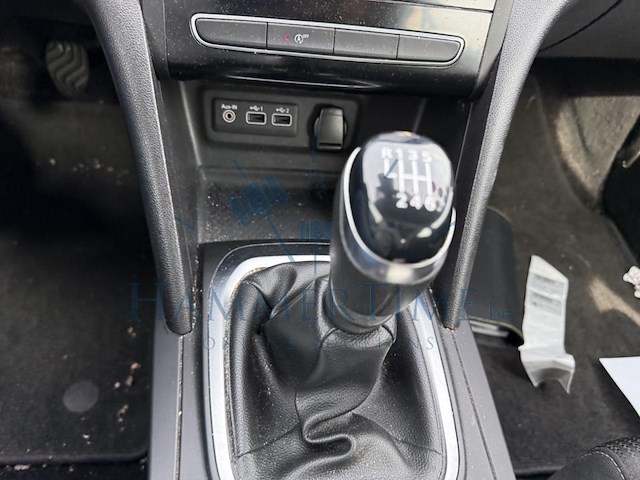 Renault megane sw phase ii 1.5 blue dci corporate edition (fleet), 2020 - afbeelding 8 van  32