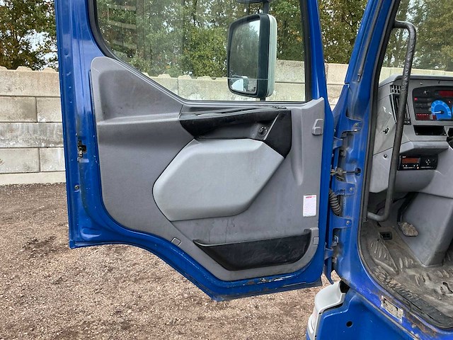 Renault midlum 180 dci vrachtwagen - afbeelding 8 van  74