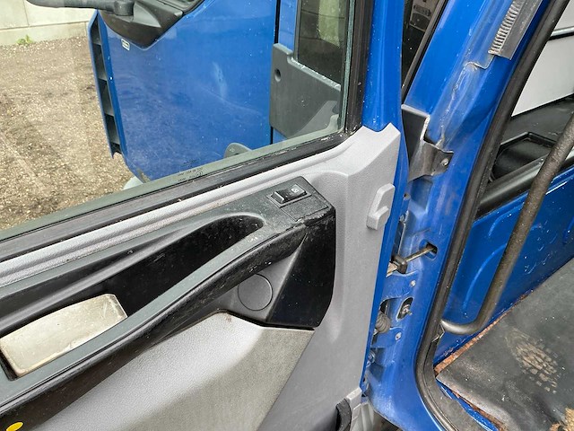 Renault midlum 180 dci vrachtwagen - afbeelding 30 van  74