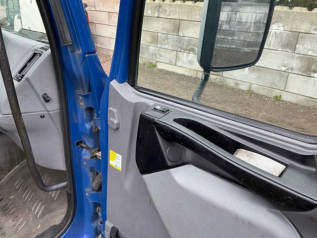 Renault midlum 180 dci vrachtwagen - afbeelding 40 van  74