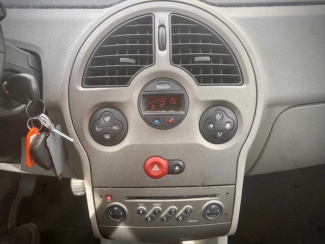 Renault modus 1.4-16v priv.luxe 11-rn-hg - afbeelding 2 van  11