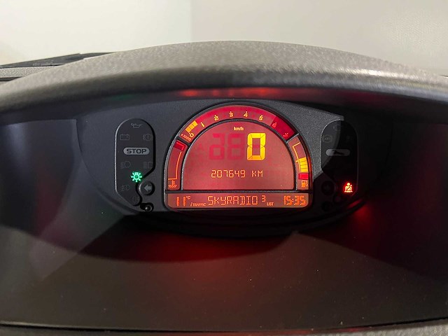 Renault modus 1.6-16v priv.luxe, 08-rb-lj - afbeelding 2 van  12