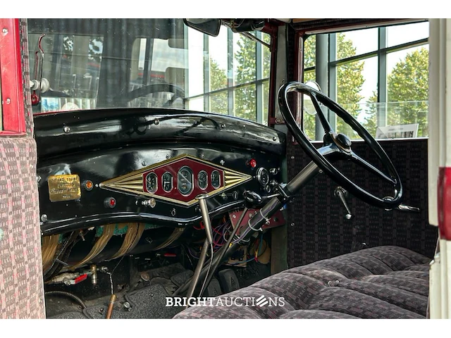 Renault monaquatre 1930 - oldtimer, dm-89-87 - afbeelding 21 van  49