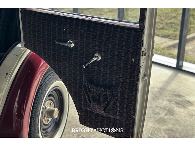 Renault monaquatre 1930 - oldtimer, dm-89-87 - afbeelding 30 van  49
