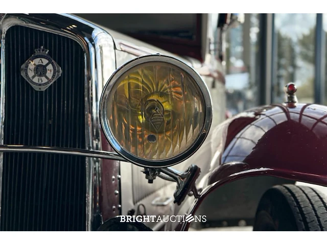 Renault monaquatre 1930 - oldtimer, dm-89-87 - afbeelding 47 van  49
