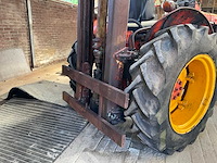 Renault oldtimer tractor - afbeelding 4 van  12