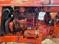 Renault oldtimer tractor - afbeelding 11 van  12