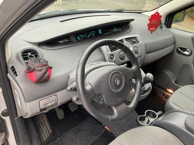 Renault scénic 05-zf-zf - afbeelding 24 van  31