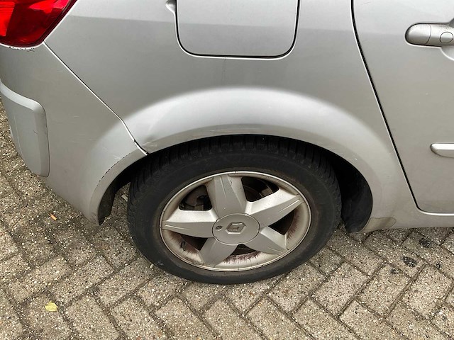 Renault scénic 05-zf-zf - afbeelding 29 van  31