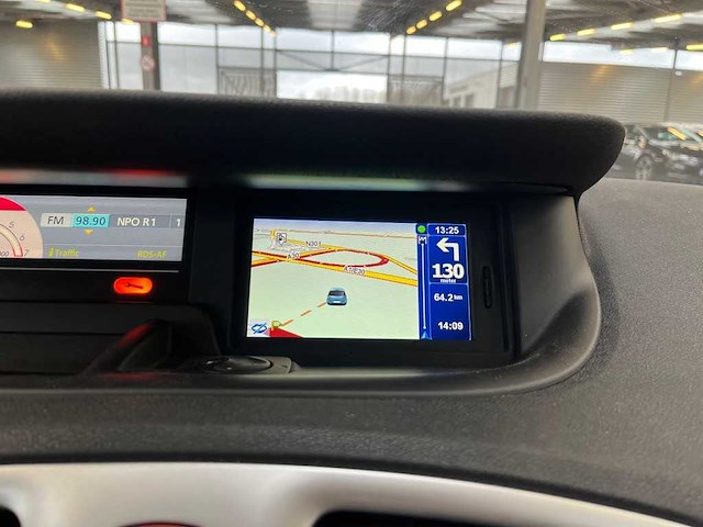 Renault scénic 1.4 tce dynamique 2011 | 89-nzp-7 - afbeelding 4 van  13